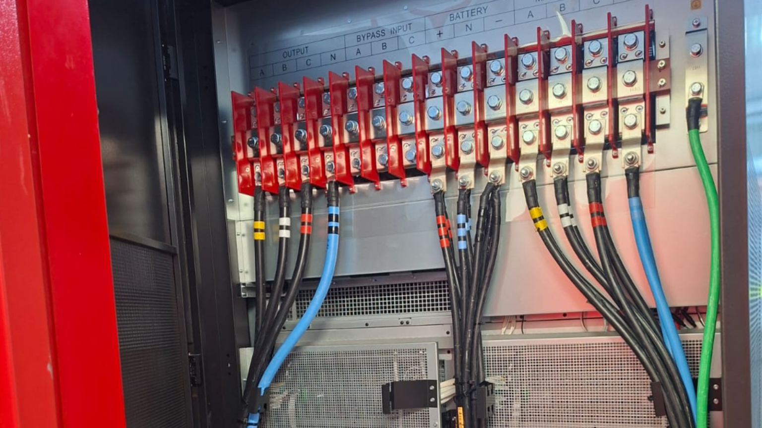 OBRANOBREAK500KVA_04